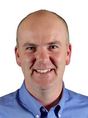 CHRIS DUFF