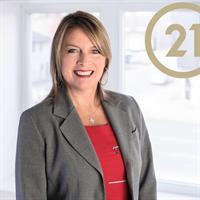 Maureen E O'Halloran