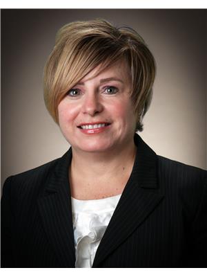 HOLLY RIDEOUT
