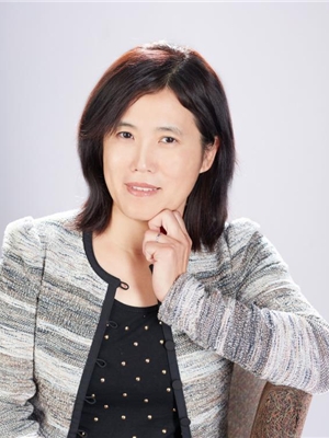 Gloria Sun