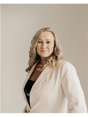 Adrienne Foggo