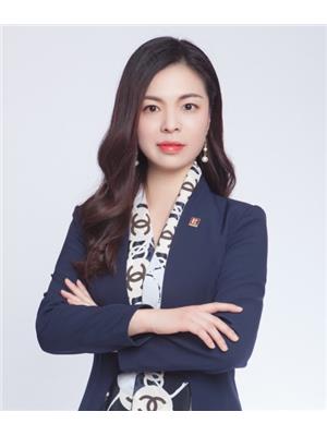 Vivian Tang