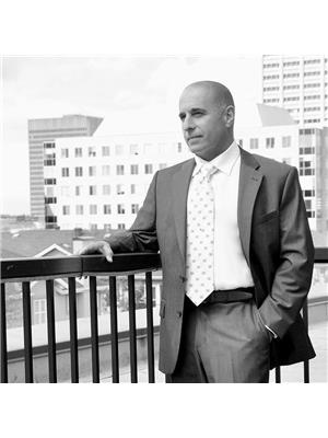 Lee (Kenneth) Hazell