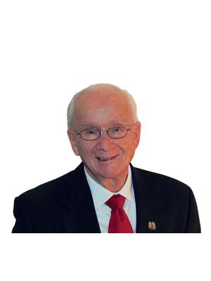 TOM BOOTH
