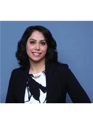 Flora Moradzadeh