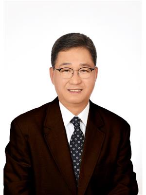 Simon Ahn