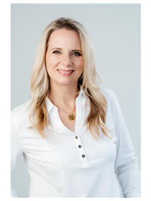 ALICIA REGIER