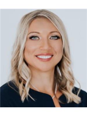 Shayna Nackoney-Skauge