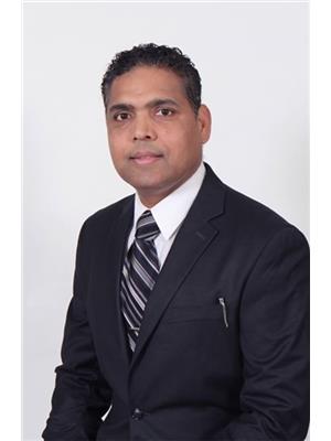Sam Saxena