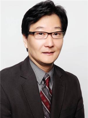 Jung Lee