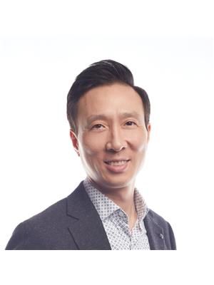 SUNG KIM