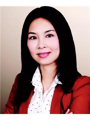 ALINA YANG