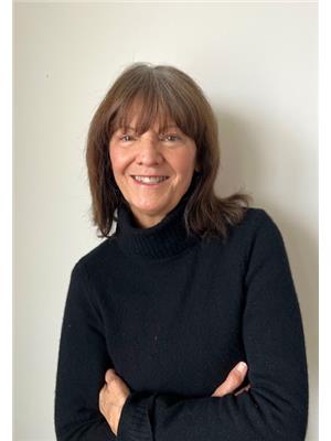 Lois E. Irwin