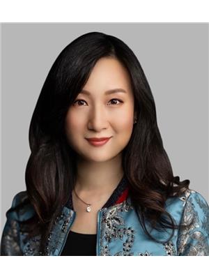Vivian Choi