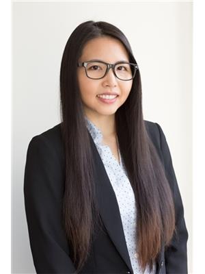 Mya Hoang