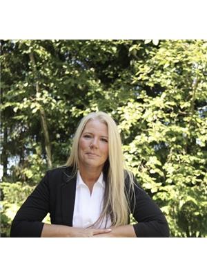 Lisa Webster Johnston