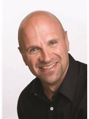 Wayne Pasco