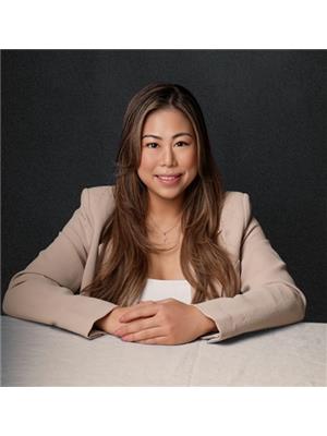 Helen Lam