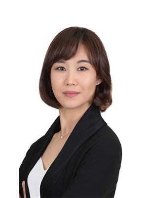 Nina Park