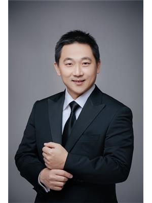 Max Chiu