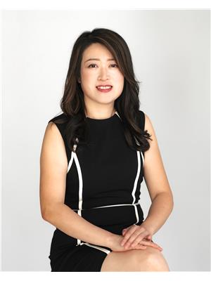 Kathy X. Liu