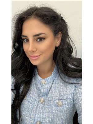 Victoria Zare-Moayedi