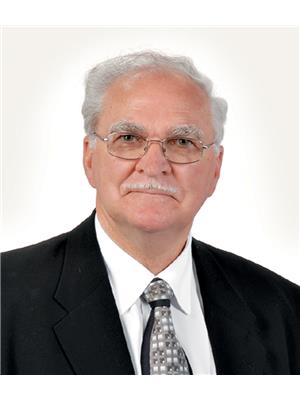 EARL STEVENSON
