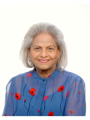  Kay (khalida) Tayyab 