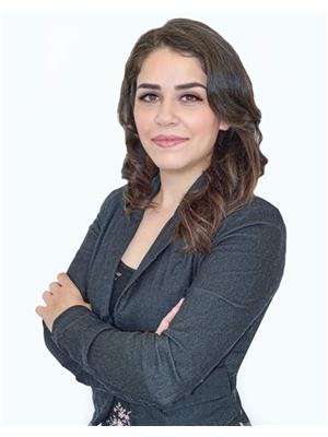  Farzana Ahmadzai 