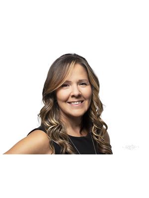 Melanie Mackay