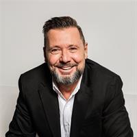 ROBERT WOLLZIEFER