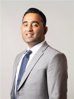 Pinak Joshi
