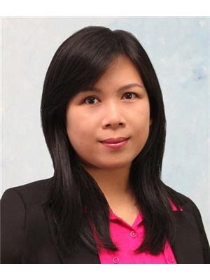 Angie Hu