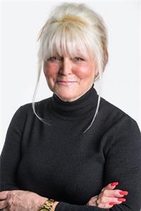 Tina Grant