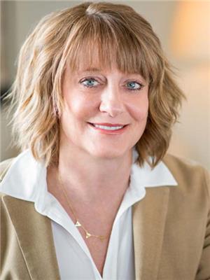 CAROLYN GRIFFIS
