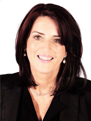 ELIZABETH ANN COMPTON