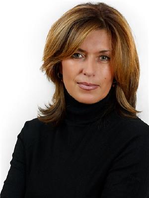 JELENA POGORELOVA