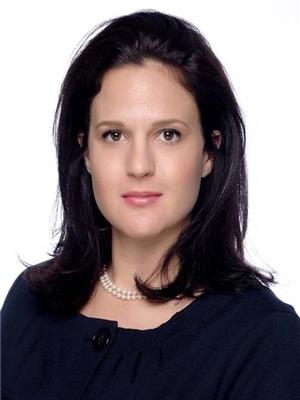 LAURA GIRAUDY