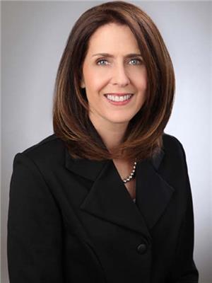 LISA GODEL