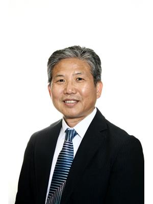 JAMES KIM