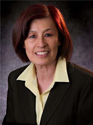 Mary D W Phang