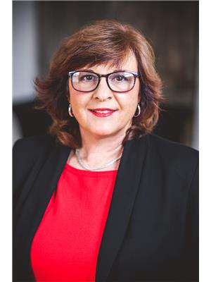 ANGELA BAAS