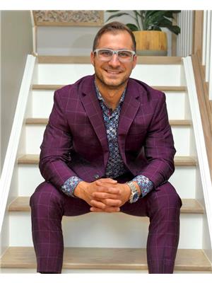 Christopher Marinakos