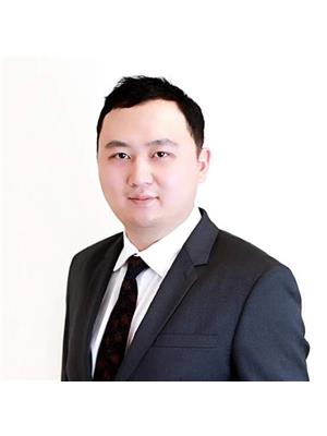 LUKE CHEN