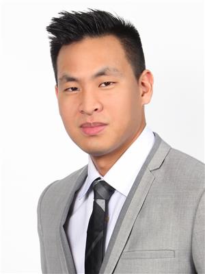 ANDREW E CHIANG