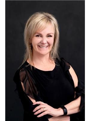 Cindy Eckart