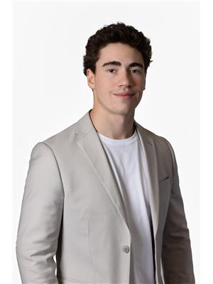 HUNTER TIVERON
