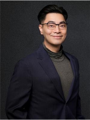 Ken C Wong