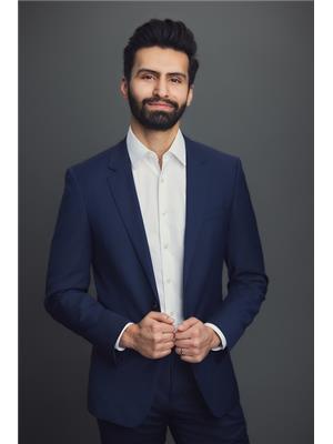 MUEEZ SHAH