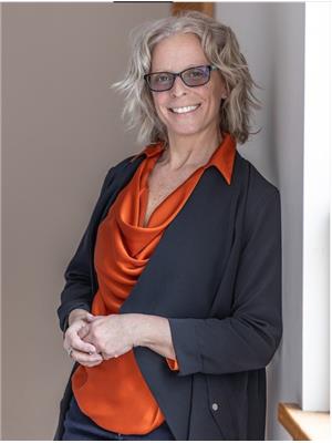 TINA DOYLE